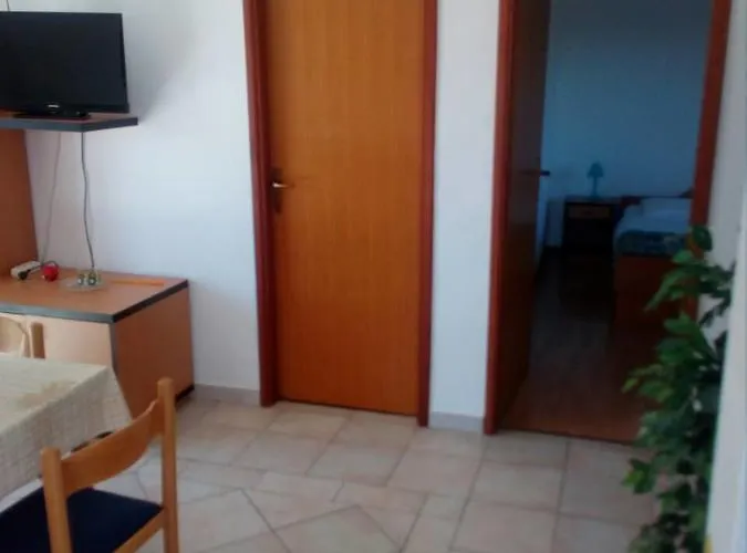 Irena Διαμέρισμα Božava