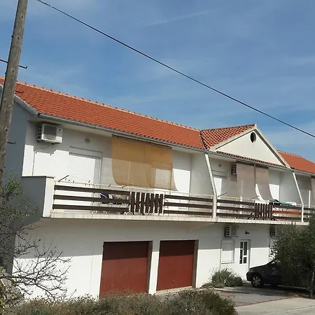 Apartment Irena