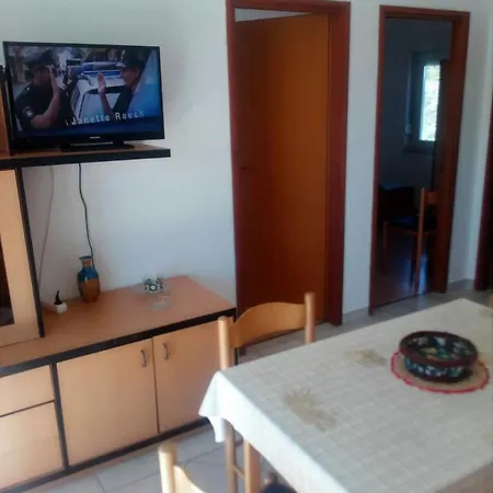 Apartment Irena *