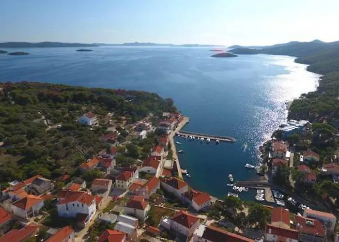 Апартаменты Irena Божава