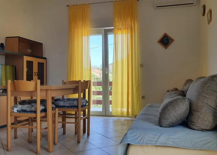 Irena בוזאבה